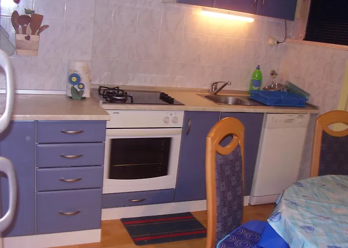 By The Sea - 12215 Zadar